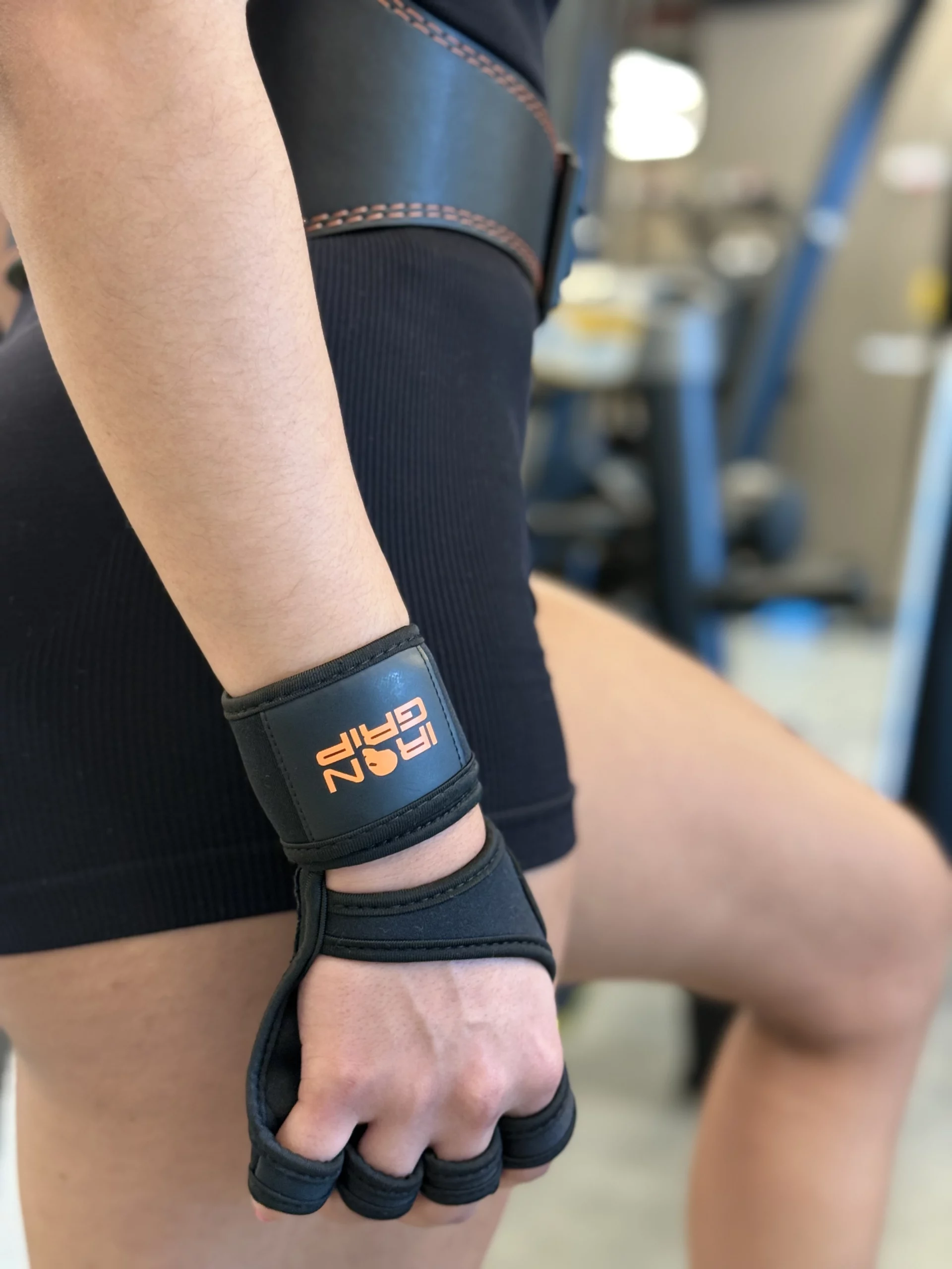 Hybrid Training Gloves 3